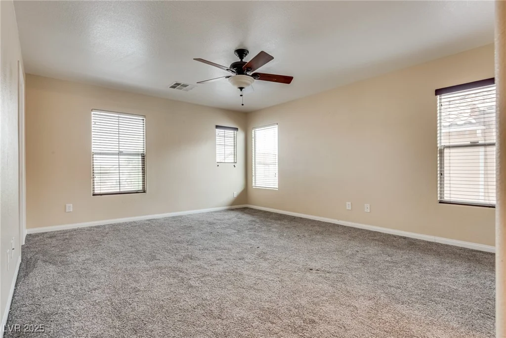 8745 Dodds Canyon, Las Vegas, NV 89131