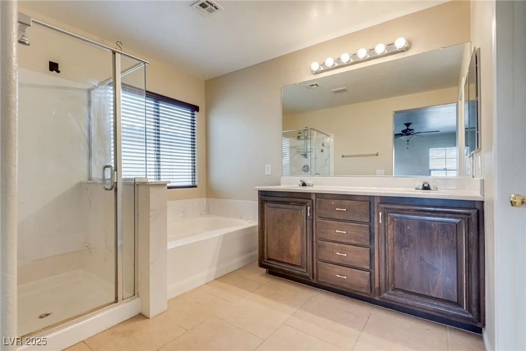 8745 Dodds Canyon, Las Vegas, NV 89131