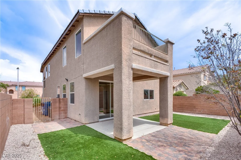 8745 Dodds Canyon, Las Vegas, NV 89131