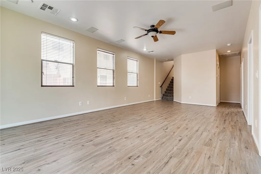 8745 Dodds Canyon, Las Vegas, NV 89131