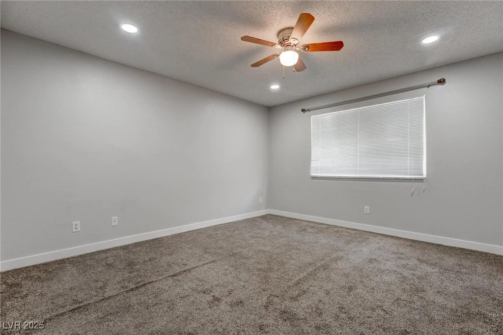7905 Idledale, Las Vegas, NV 89145