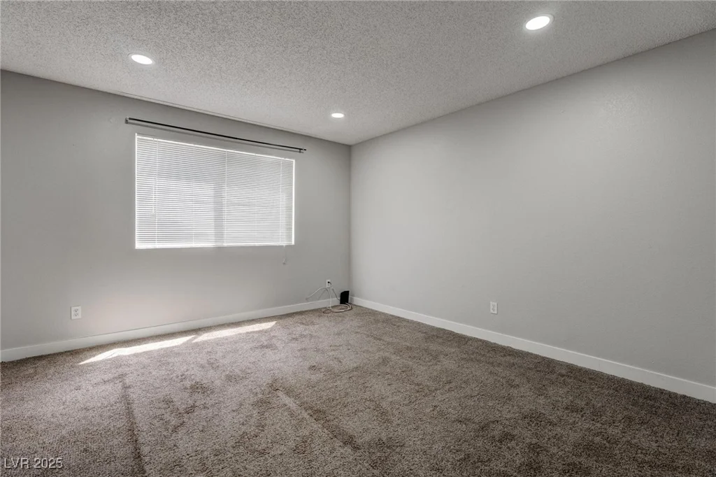 7905 Idledale, Las Vegas, NV 89145