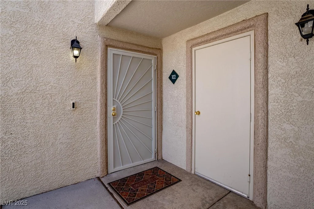 7905 Idledale, Las Vegas, NV 89145