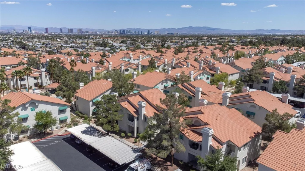 7905 Idledale, Las Vegas, NV 89145