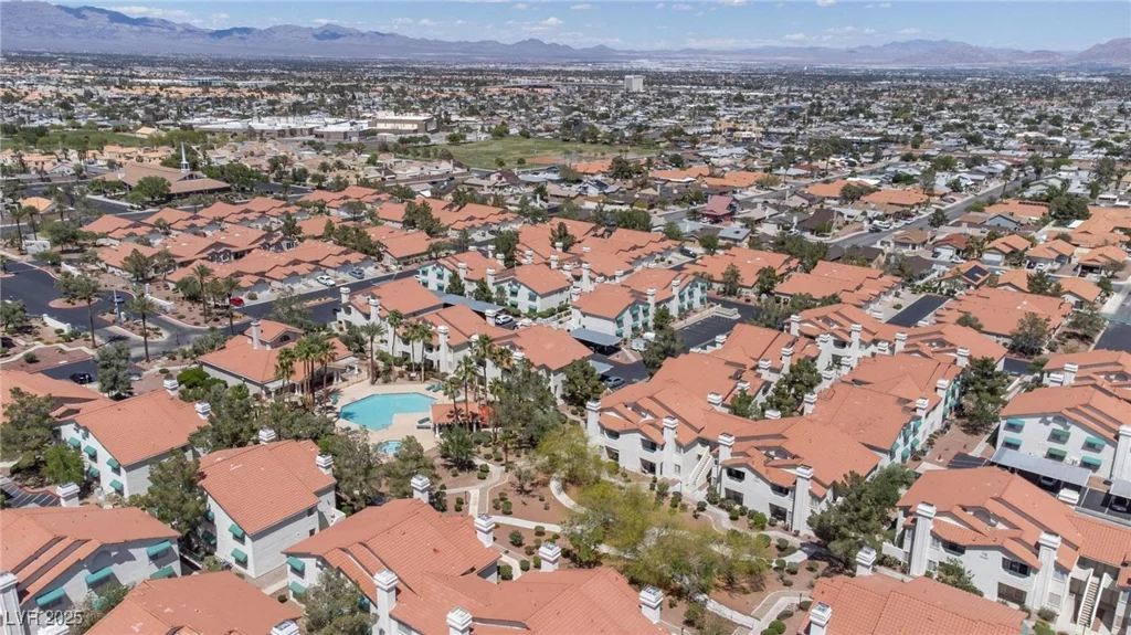 7905 Idledale, Las Vegas, NV 89145