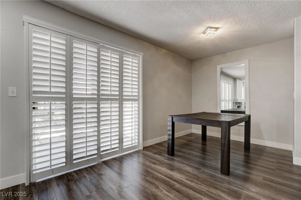7905 Idledale, Las Vegas, NV 89145