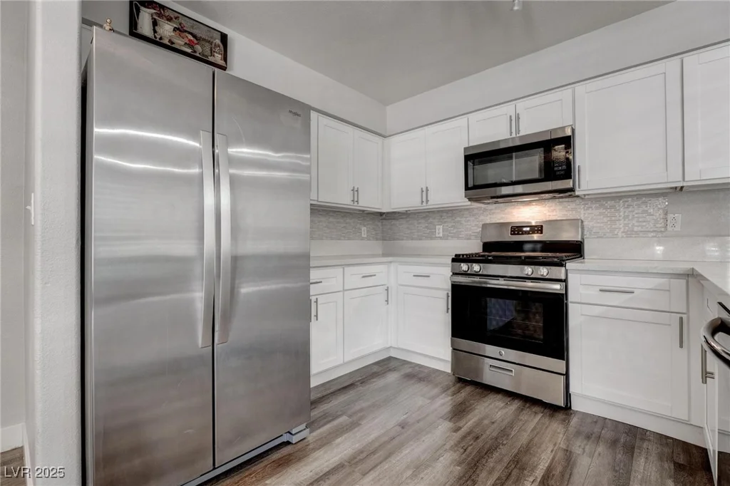 7905 Idledale, Las Vegas, NV 89145