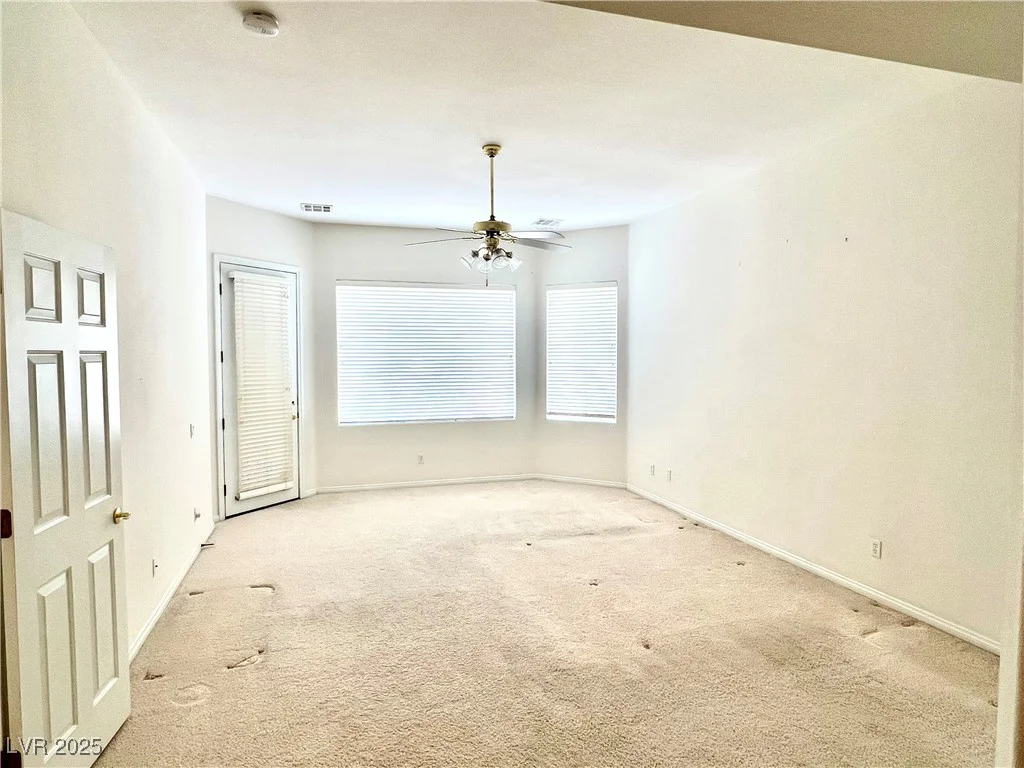 10816 Elm Ridge, Las Vegas, NV 89144
