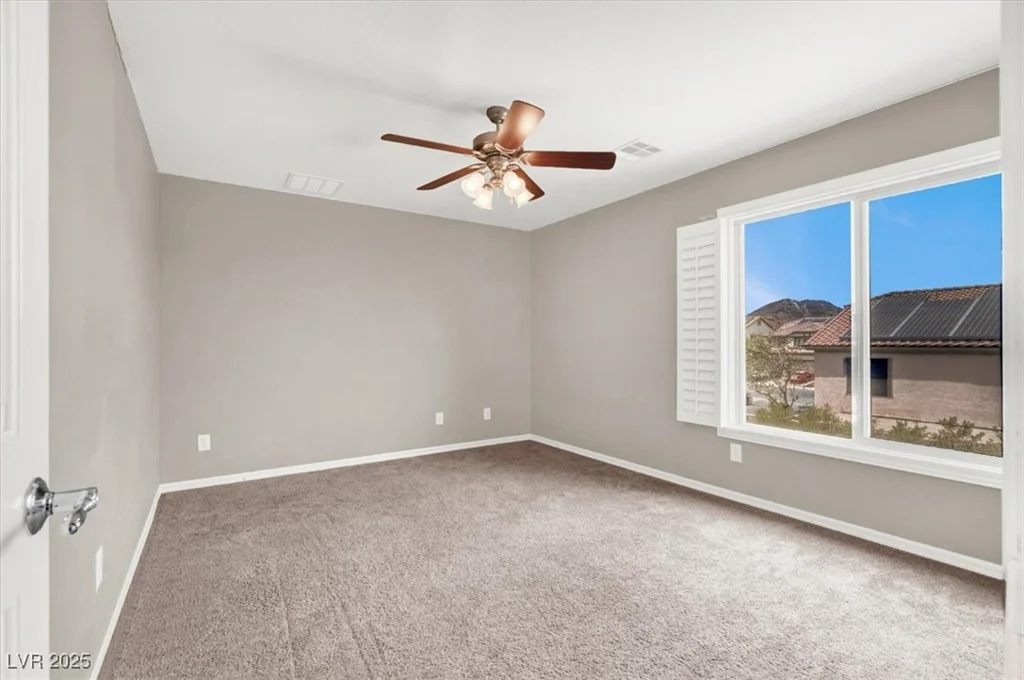 176 Jay Porter, Henderson, NV 89002