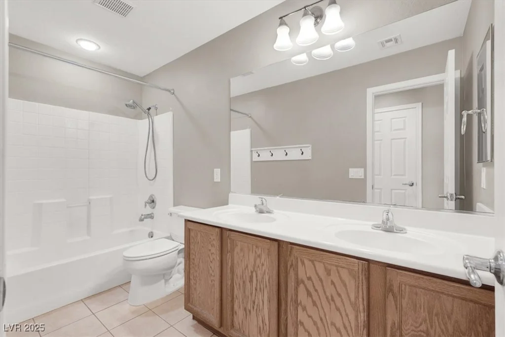 176 Jay Porter, Henderson, NV 89002