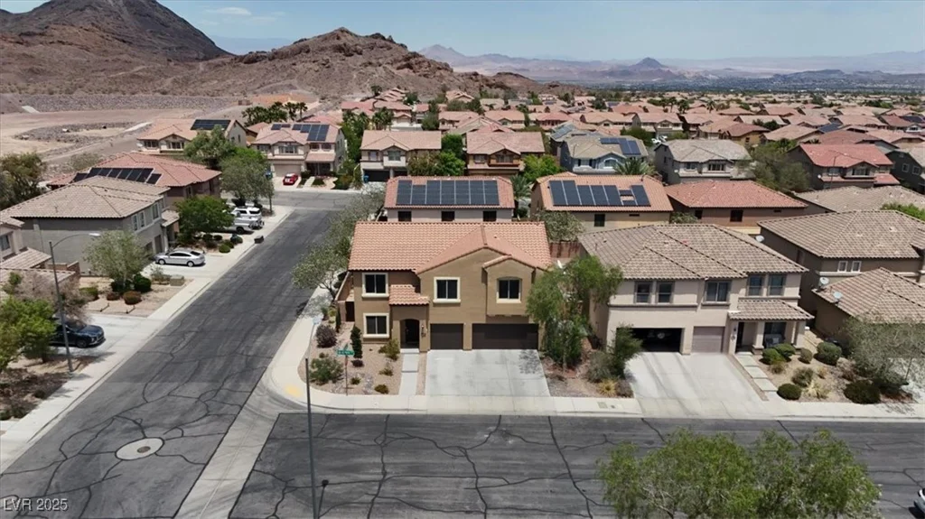 176 Jay Porter, Henderson, NV 89002