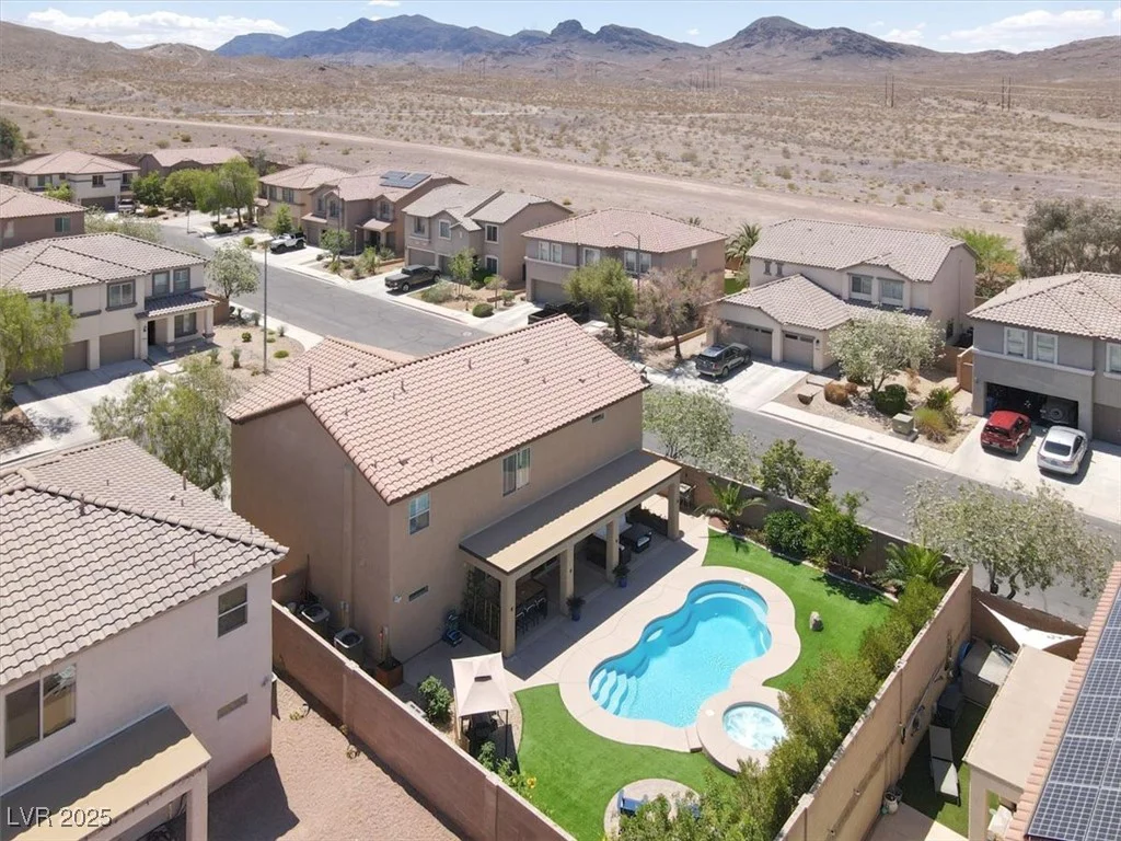 176 Jay Porter, Henderson, NV 89002