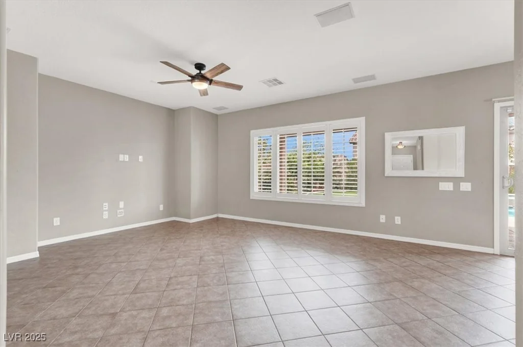 176 Jay Porter, Henderson, NV 89002