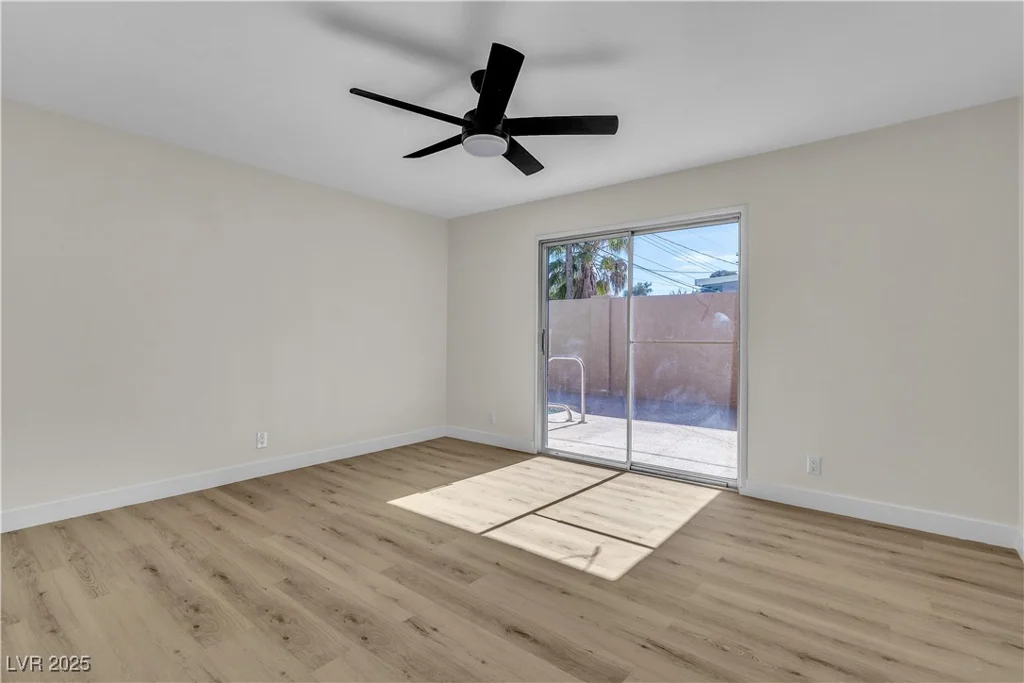 2211 Frontier, Las Vegas, NV 89106