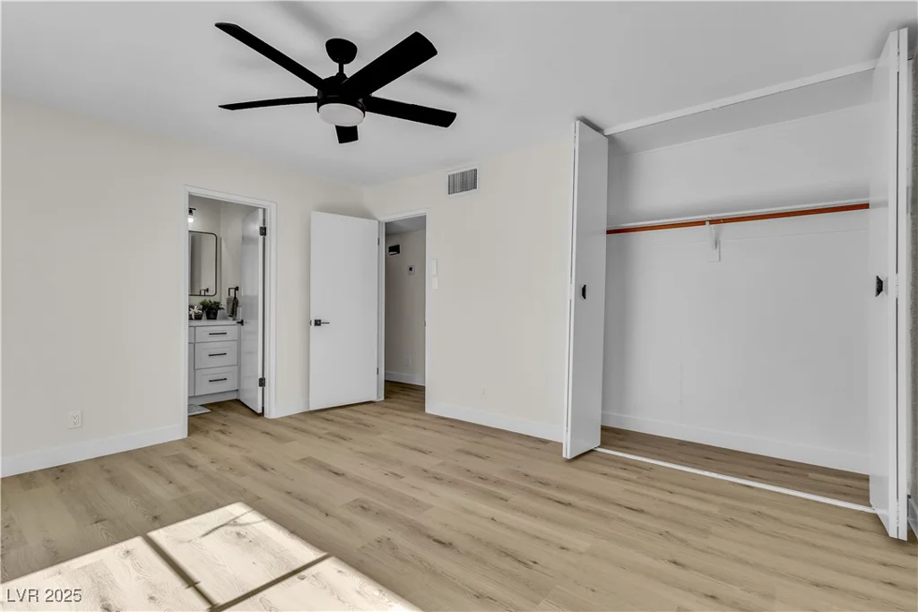 2211 Frontier, Las Vegas, NV 89106