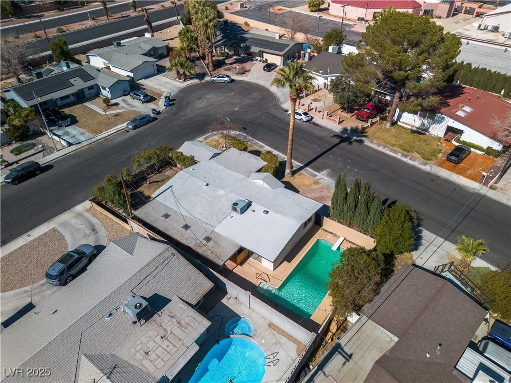 2211 Frontier, Las Vegas, NV 89106