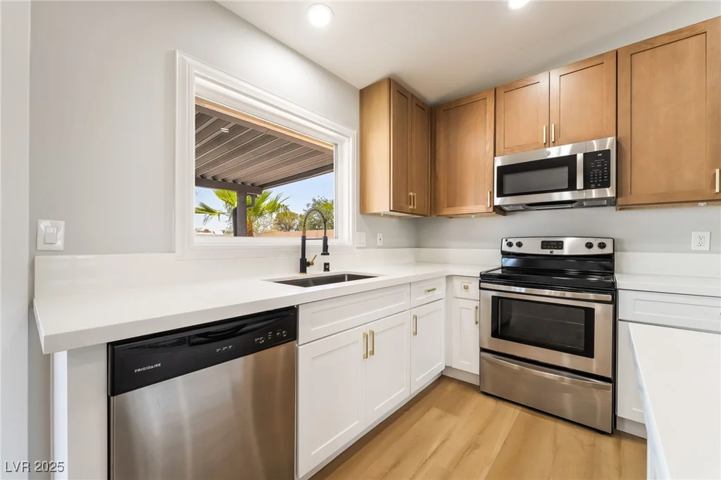 3572 Tempe, Las Vegas, NV 89103