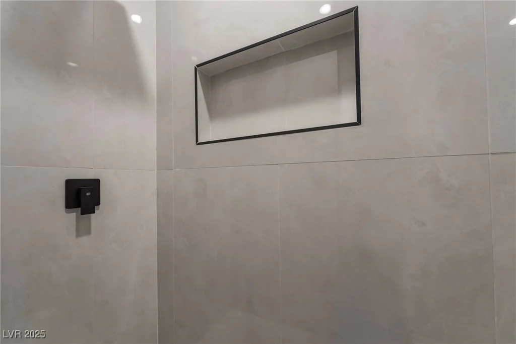 3572 Tempe, Las Vegas, NV 89103