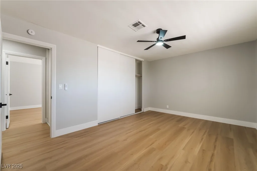 3572 Tempe, Las Vegas, NV 89103