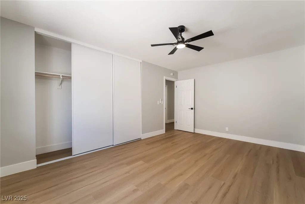 3572 Tempe, Las Vegas, NV 89103