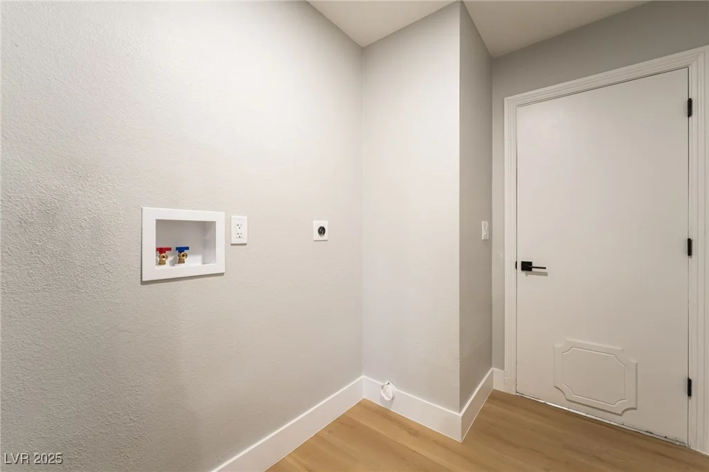 3572 Tempe, Las Vegas, NV 89103