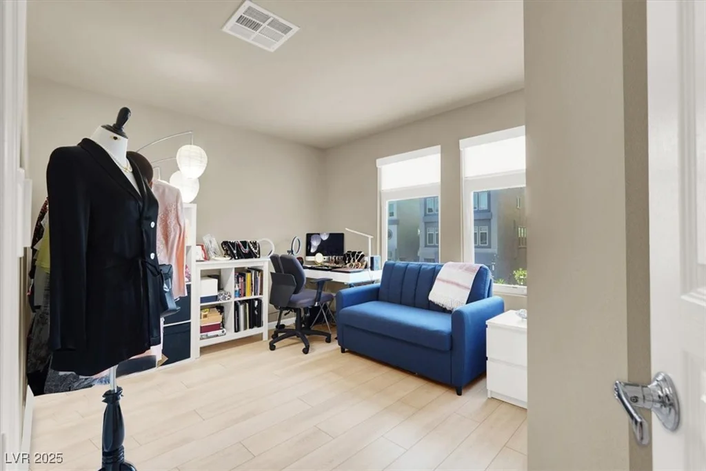 8060 Haywood Estate, Las Vegas, NV 89113