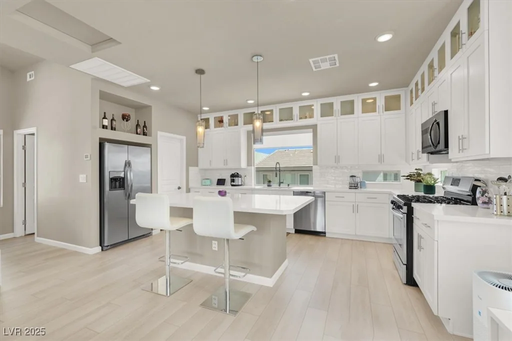 8060 Haywood Estate, Las Vegas, NV 89113