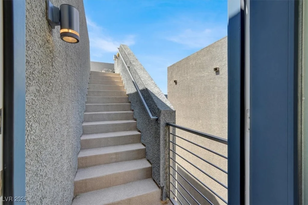 8060 Haywood Estate, Las Vegas, NV 89113