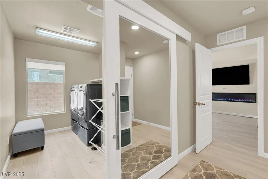 8060 Haywood Estate, Las Vegas, NV 89113