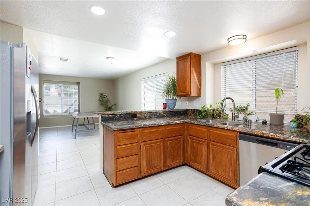9817 Dardanelle, Las Vegas, NV 89117