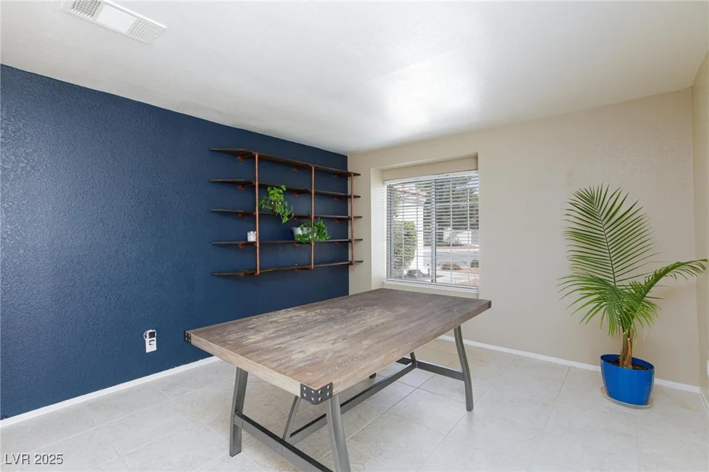 9817 Dardanelle, Las Vegas, NV 89117
