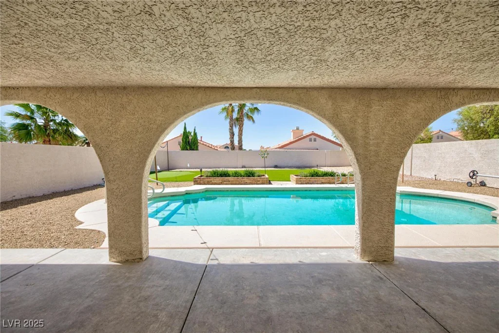 9817 Dardanelle, Las Vegas, NV 89117