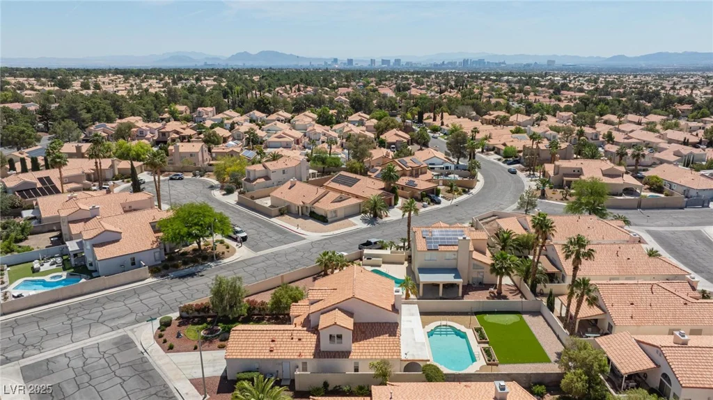 9817 Dardanelle, Las Vegas, NV 89117