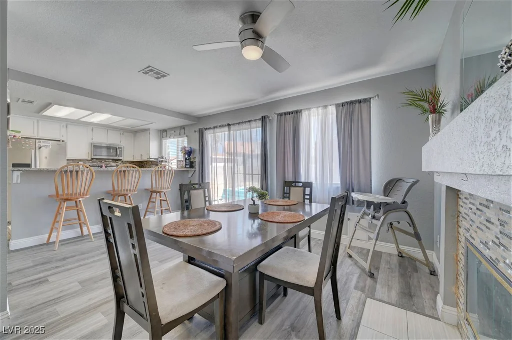 1809 Solana Del Norte, North Las Vegas, NV 89031