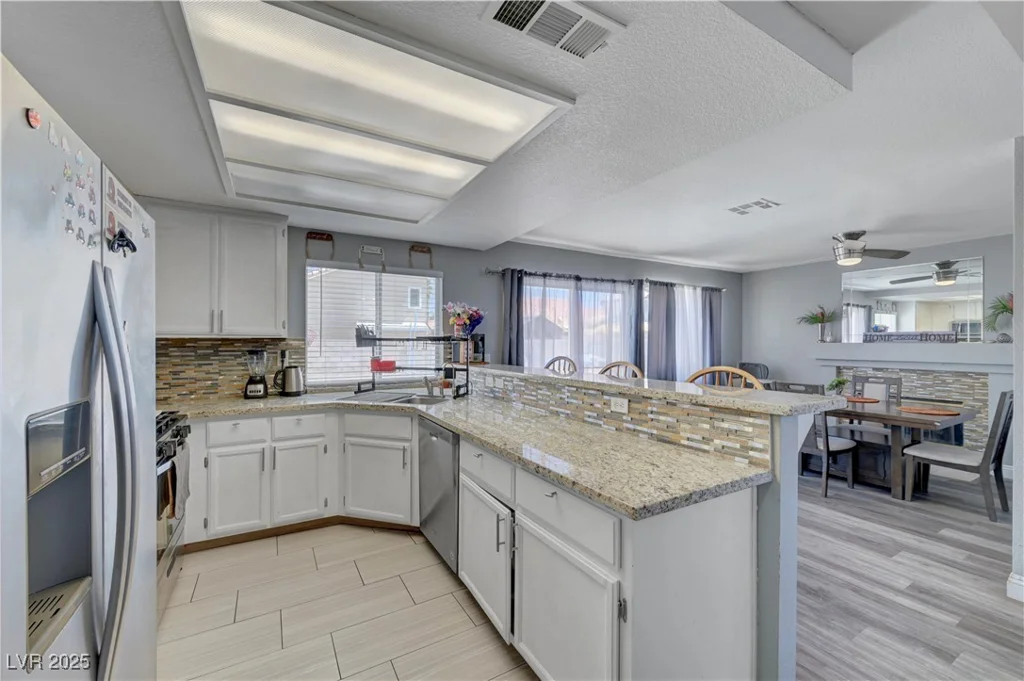 1809 Solana Del Norte, North Las Vegas, NV 89031