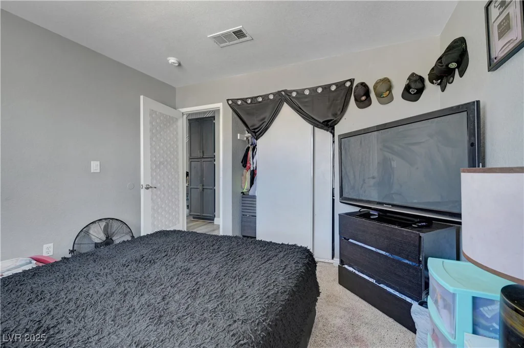 1809 Solana Del Norte, North Las Vegas, NV 89031