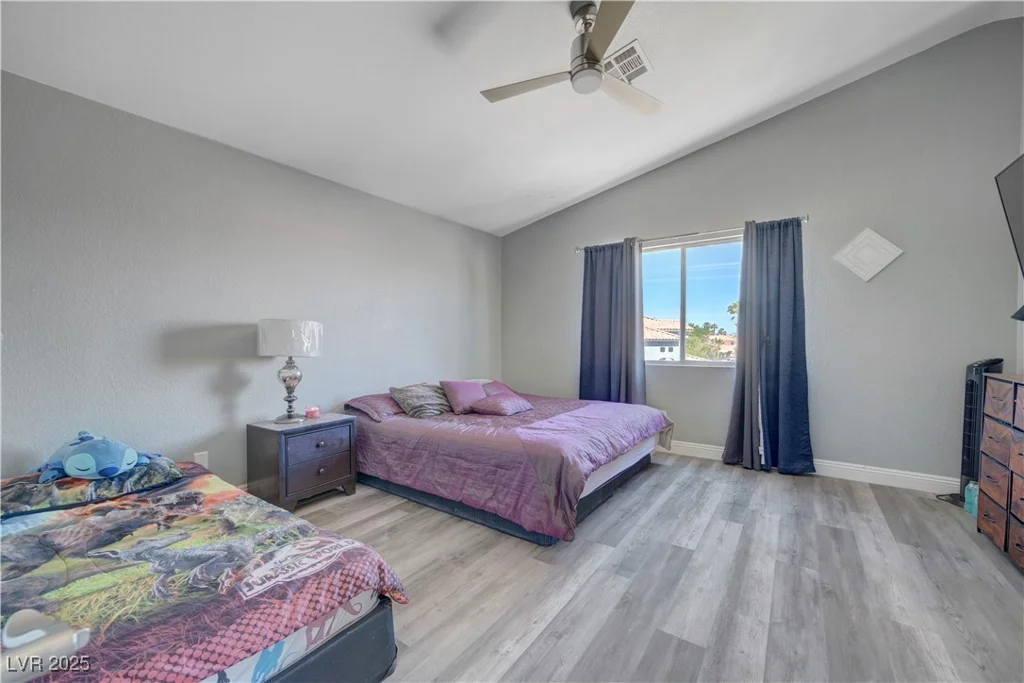 1809 Solana Del Norte, North Las Vegas, NV 89031