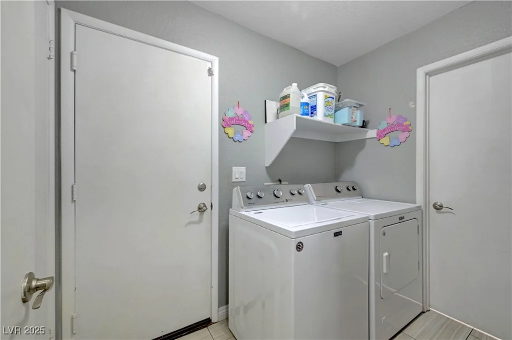 1809 Solana Del Norte, North Las Vegas, NV 89031