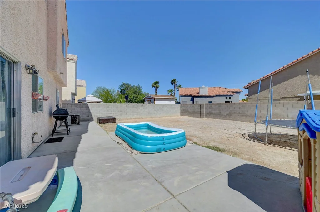 1809 Solana Del Norte, North Las Vegas, NV 89031