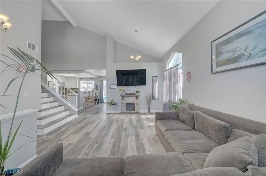 1809 Solana Del Norte, North Las Vegas, NV 89031