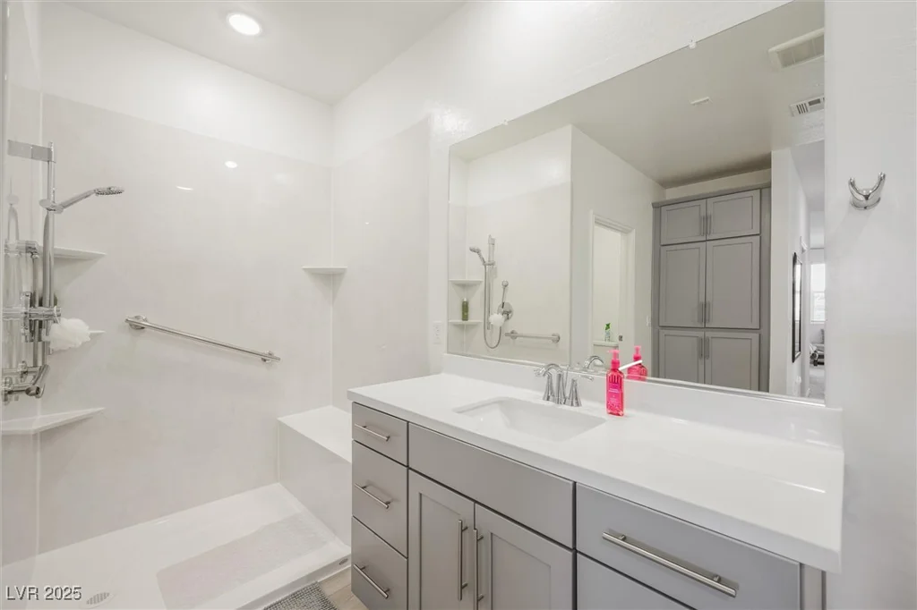 2555 Hampton, Henderson, NV 89052