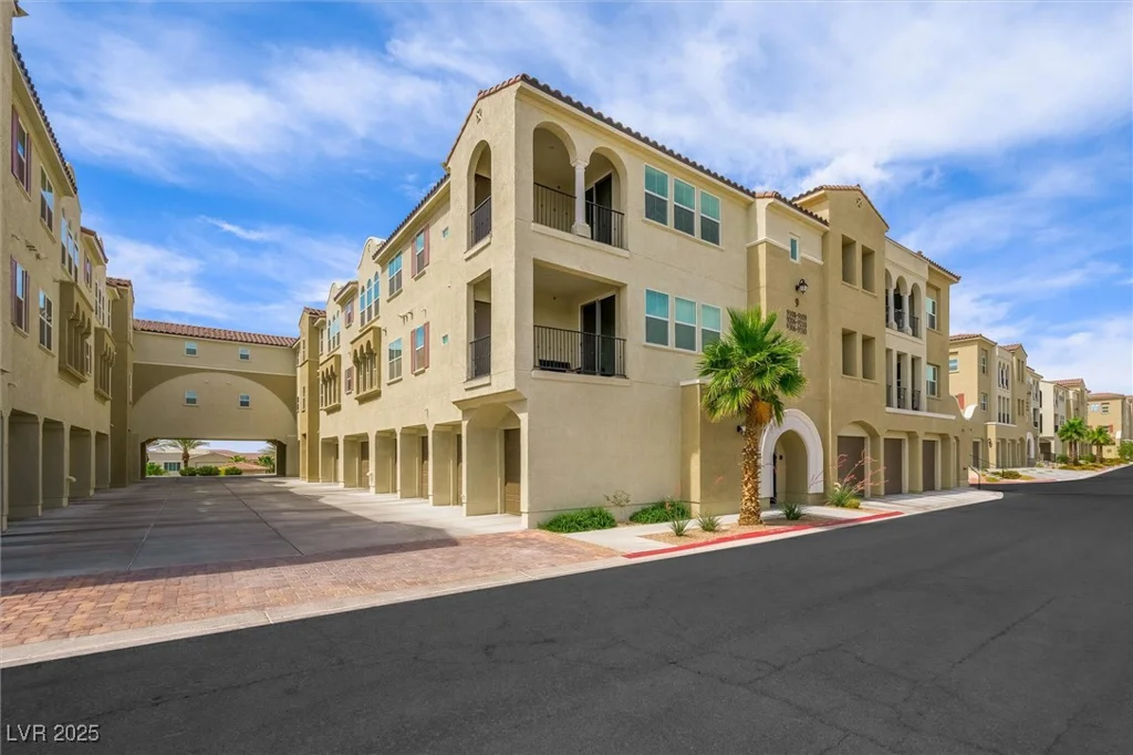 2555 Hampton, Henderson, NV 89052