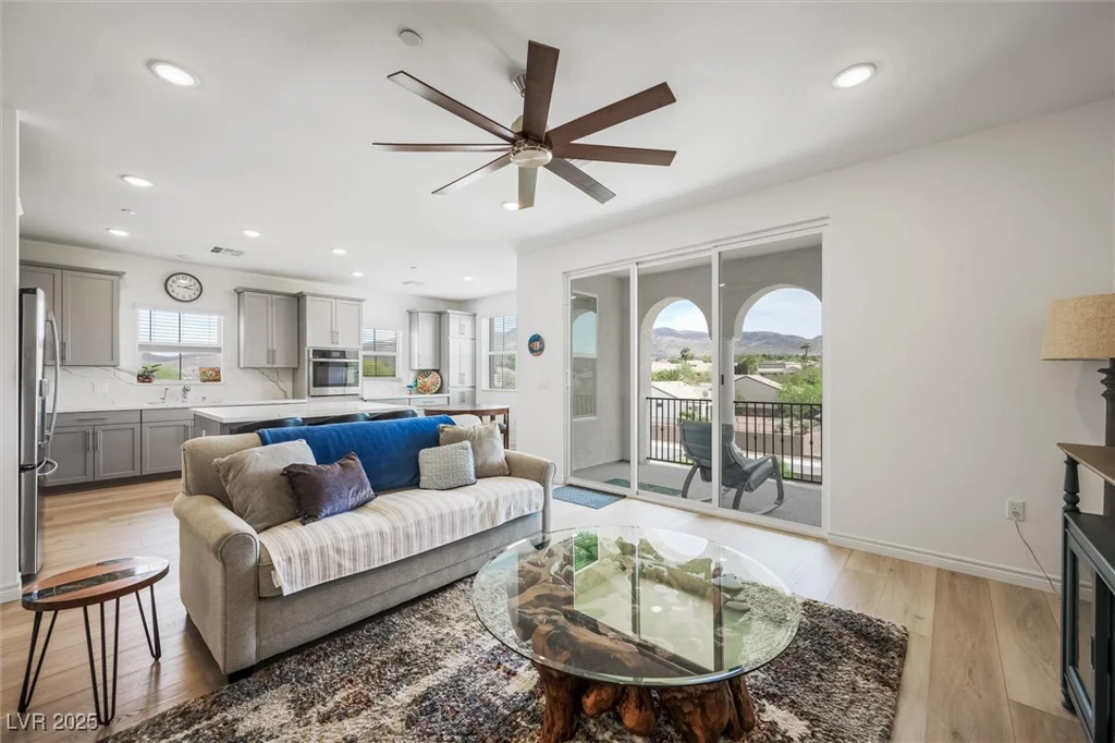 2555 Hampton, Henderson, NV 89052