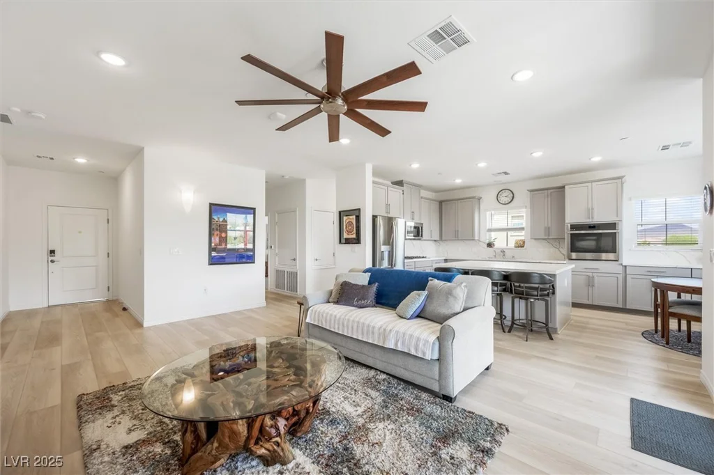 2555 Hampton, Henderson, NV 89052