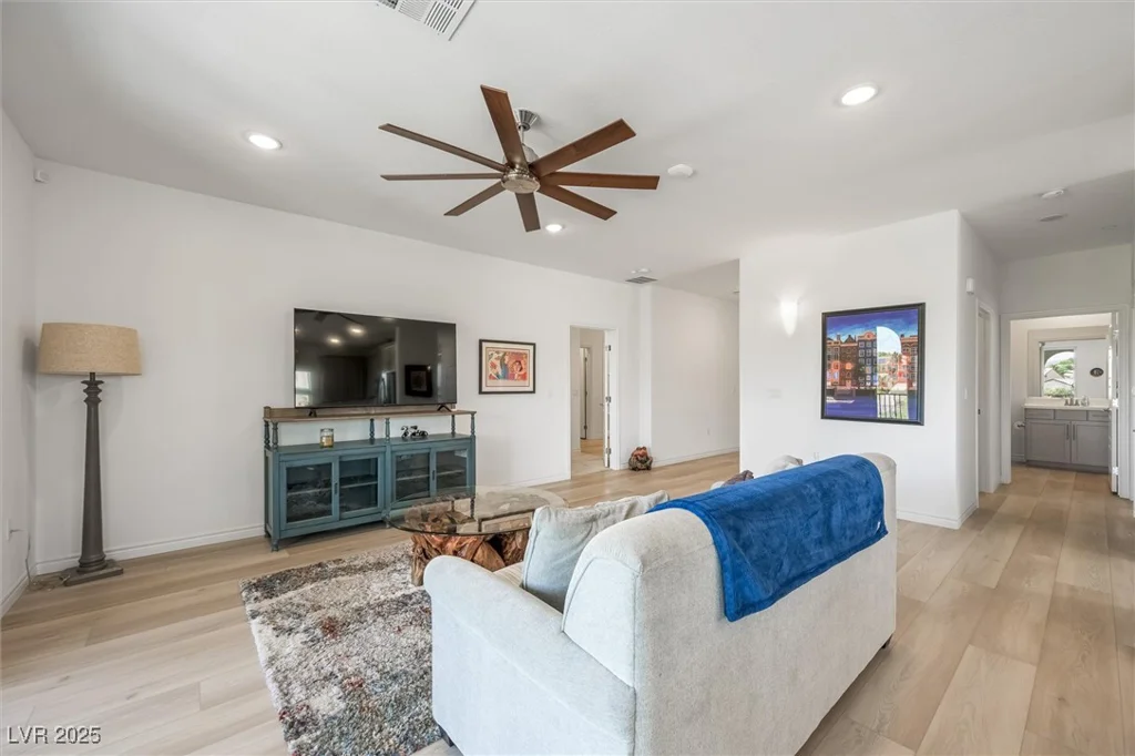 2555 Hampton, Henderson, NV 89052