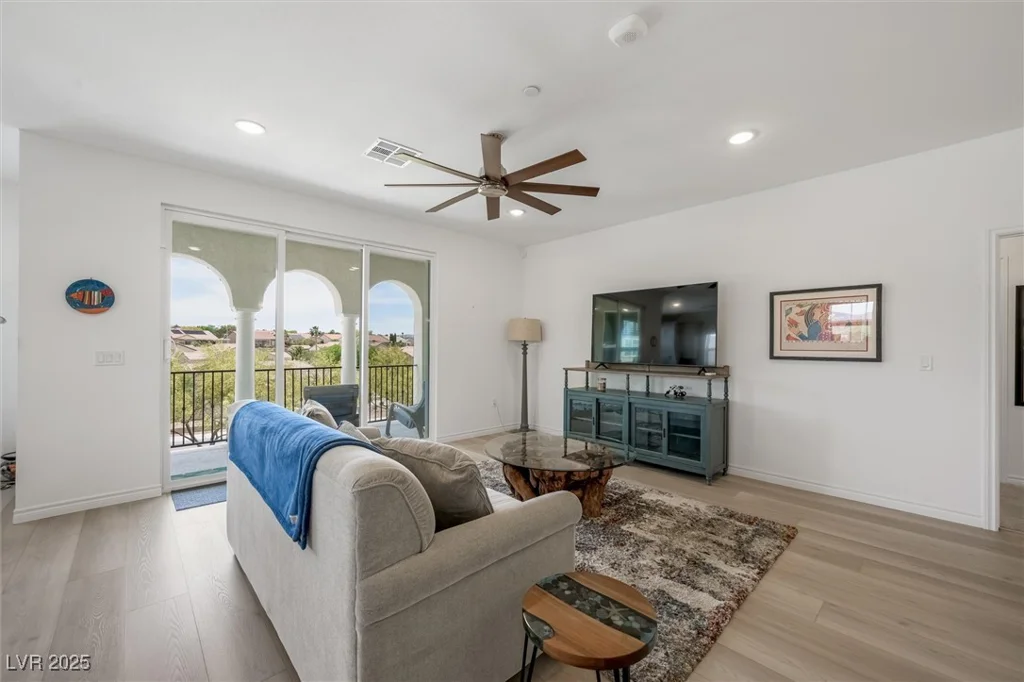 2555 Hampton, Henderson, NV 89052