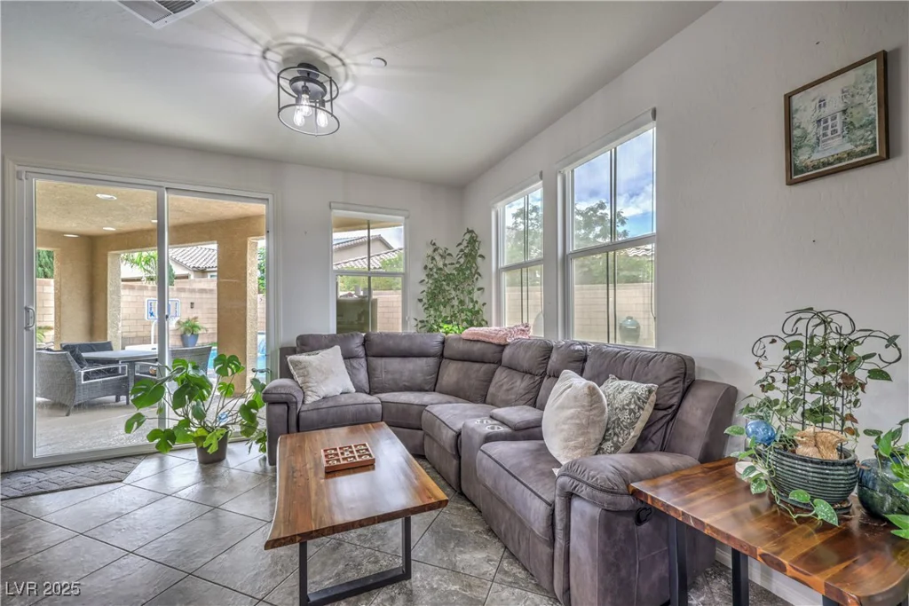 689 Sea Star, Henderson, NV 89002