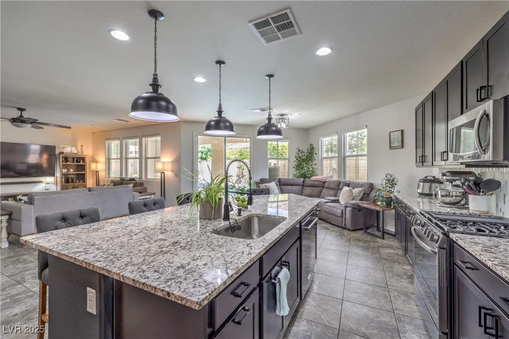 689 Sea Star, Henderson, NV 89002