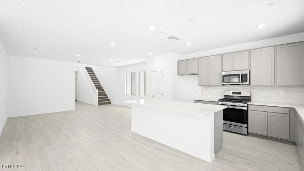 66 Via Montoro, Henderson, NV 89015
