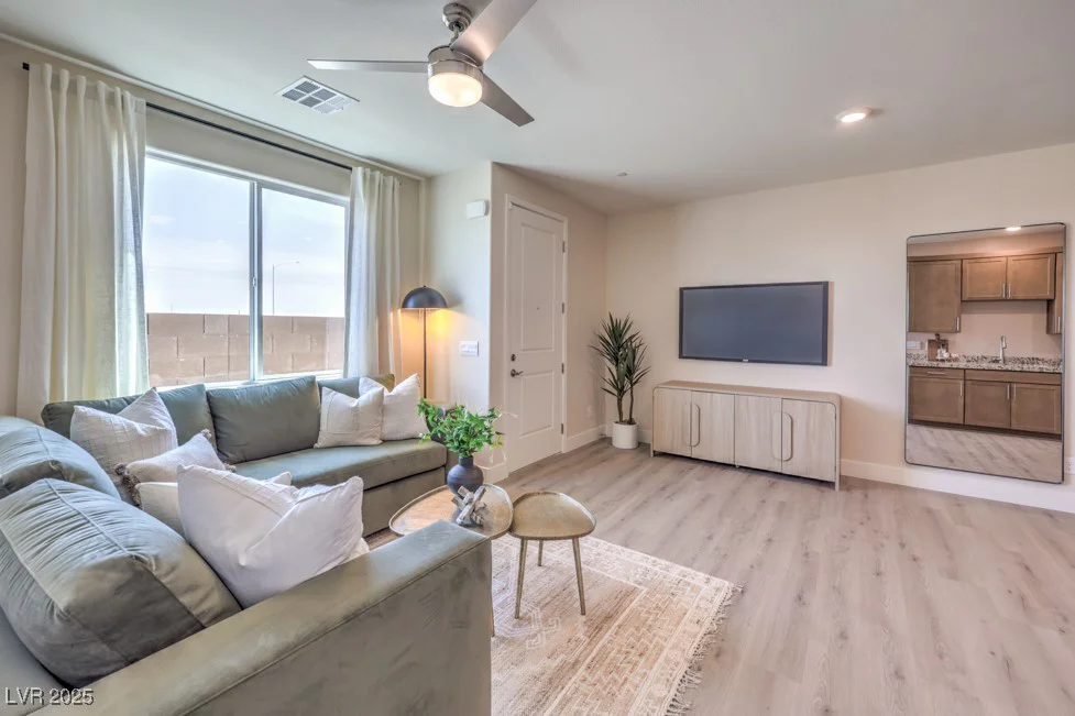 7665 Serenity Bay, North Las Vegas, NV 89084